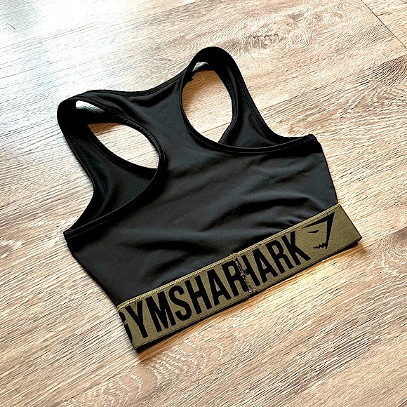 GYMSHARK • Low Support Black Sports Bra / Crop Top • Size Small/Medium • Black - Picture 6 of 14